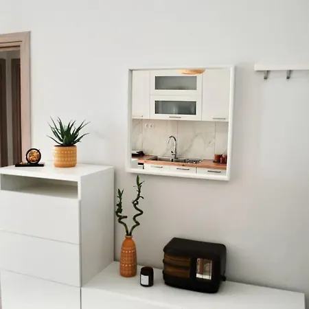 Apartment Gpk Lux 2br - 7 Min Walking To Acropolis
